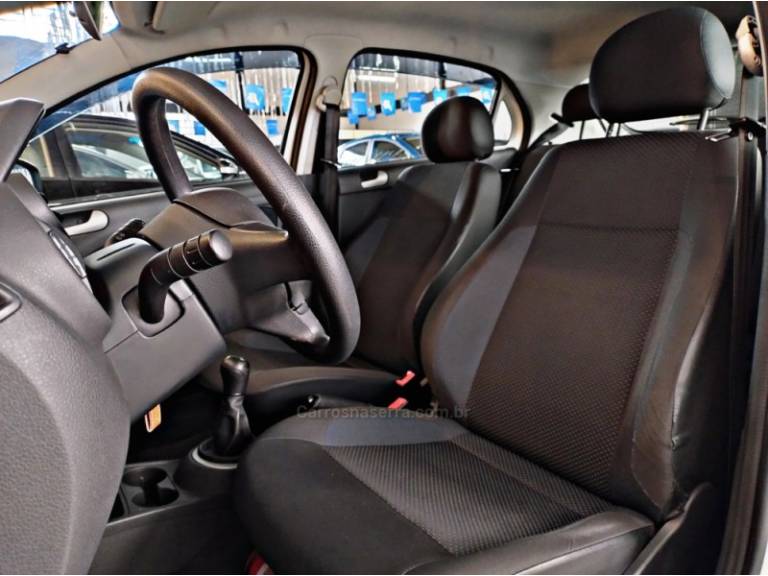 VOLKSWAGEN - GOL - 2015/2015 - Branca - R$ 44.900,00
