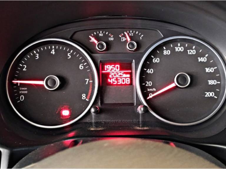 VOLKSWAGEN - GOL - 2015/2015 - Branca - R$ 44.900,00